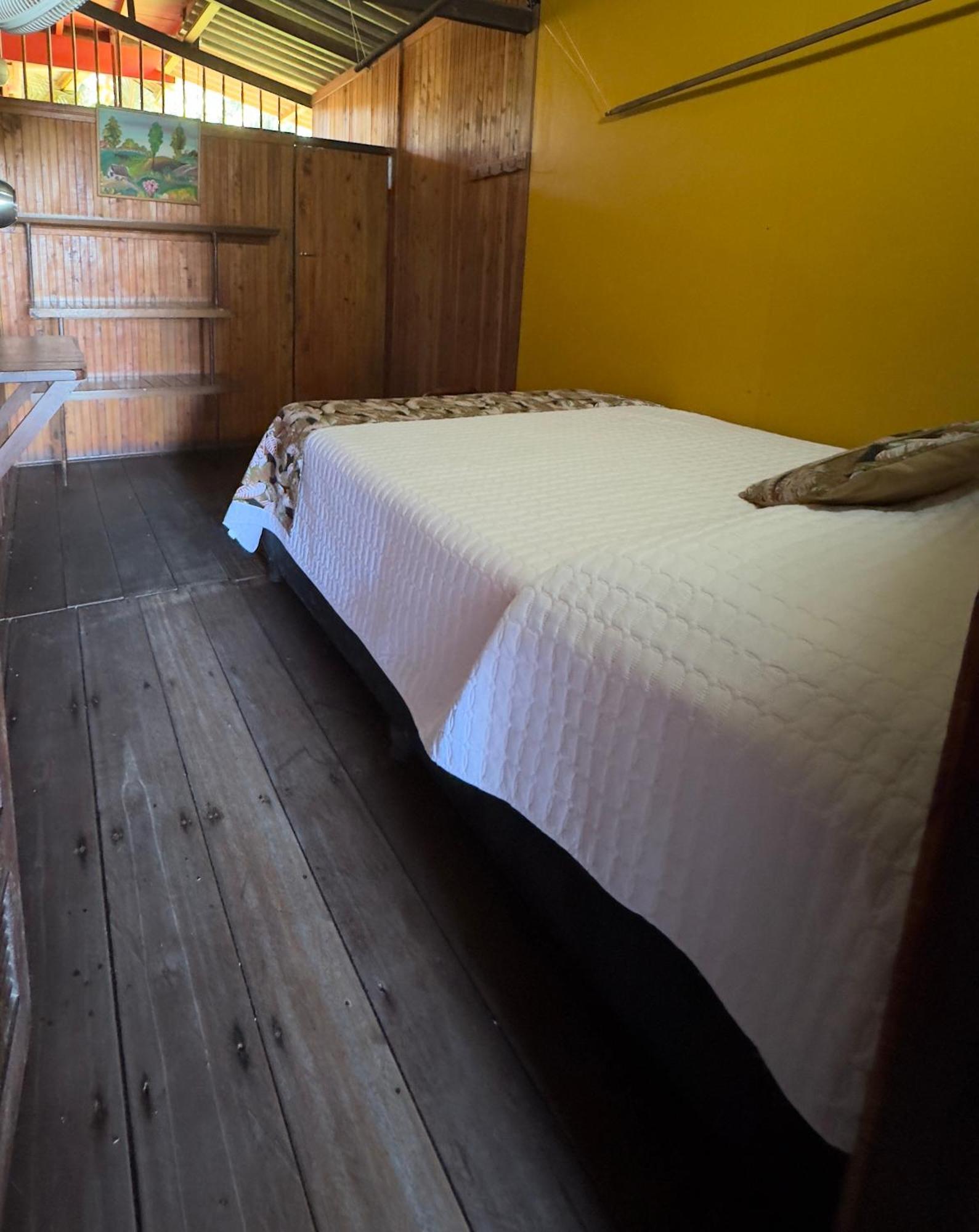 Posada Turistica Rocas De Cabo Marzo باهيا سولانو المظهر الخارجي الصورة
